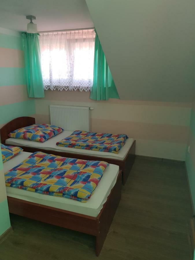 Pokoje Goscinne U Laury Rewal Quarto foto